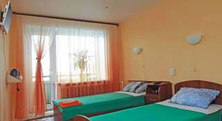 Гостиница Hostel B-START Новосибирск Односпальная кровать в трехместном номере-3
